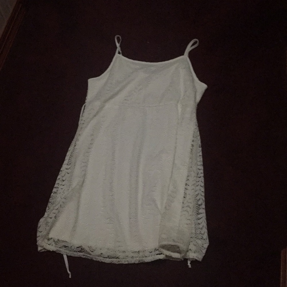 White Flowery dress